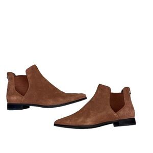 Cole Haan Women’s Brown Suede Bootie. 7.5